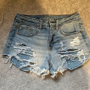 American Eagle hi rise festival short